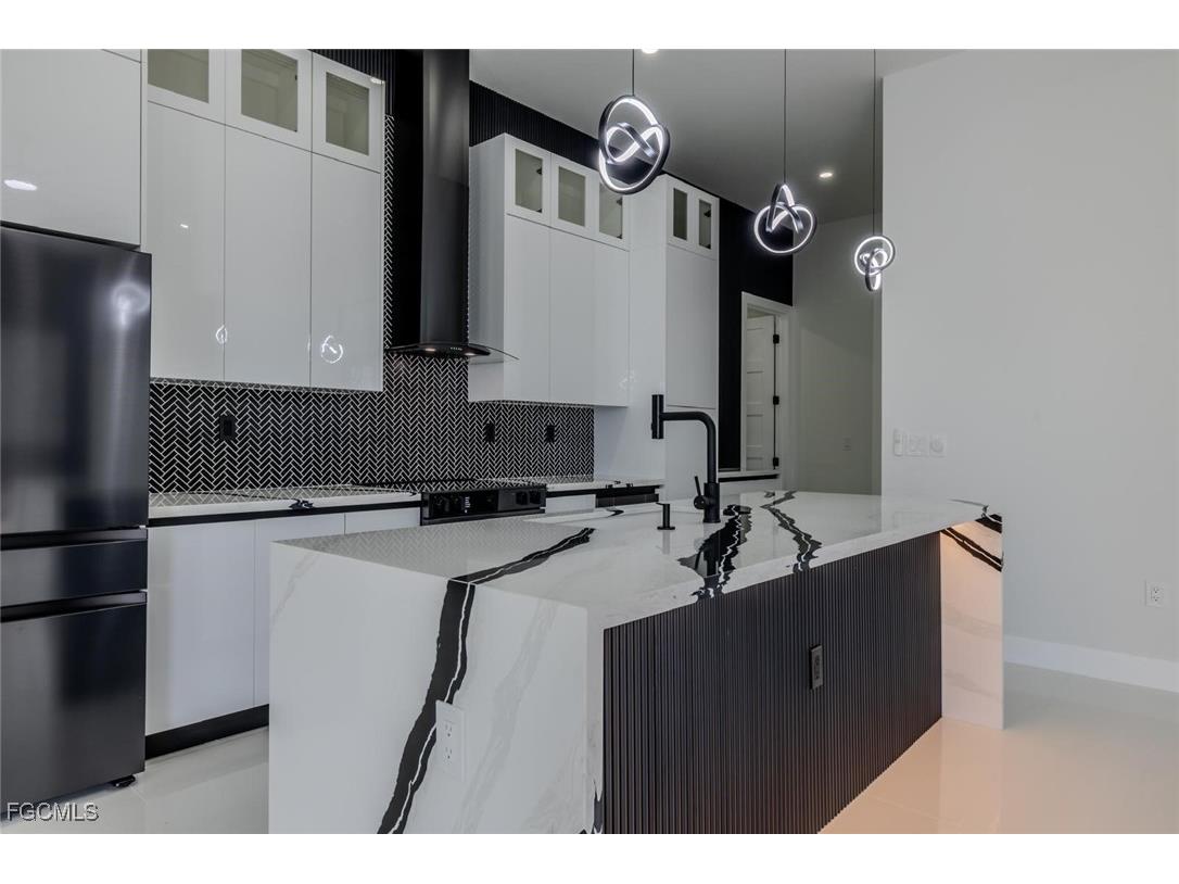 1116 NW 21st Place Cape Coral FL 33993 2026001985 image6