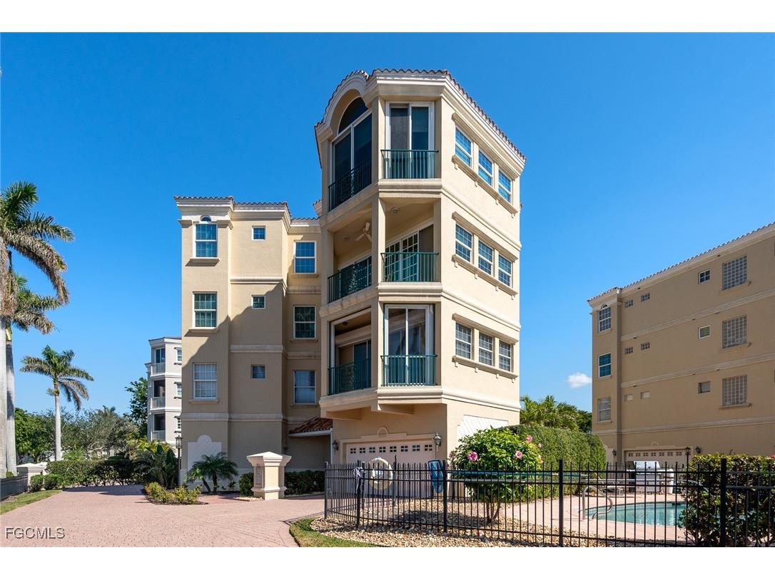 11160 Harbour Yacht Court #B Fort Myers FL 33908 2025012417 image1