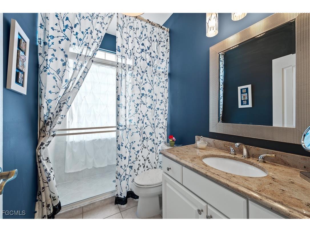 11160 Harbour Yacht Court #B Fort Myers FL 33908 2025012417 image28