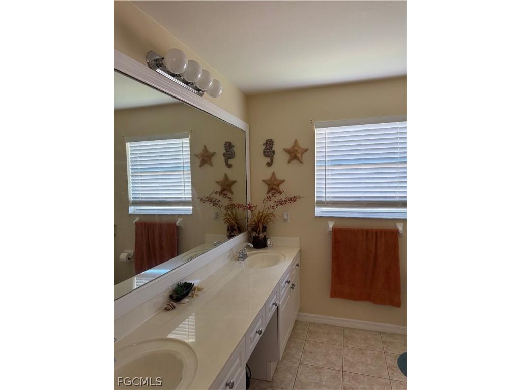 11169 Lakeland Circle Fort Myers FL 33913 223072970 image34