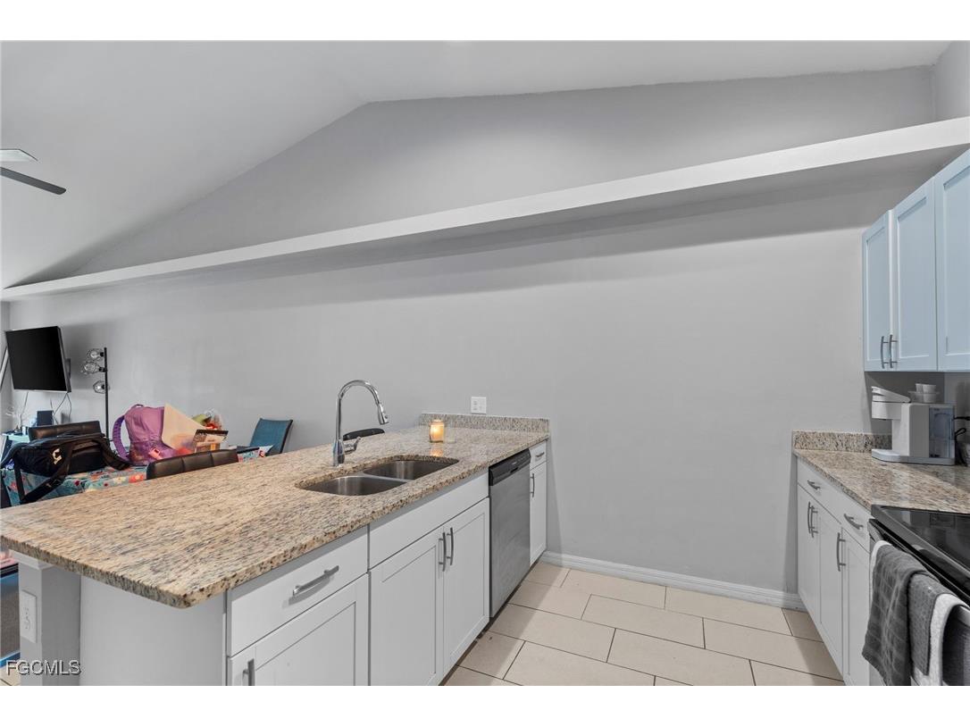 1117/ 1119 Diplomat Parkway E Cape Coral FL 33909 2026001169 image11