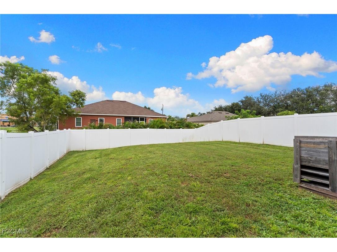 1117/ 1119 Diplomat Parkway E Cape Coral FL 33909 2026001169 image23