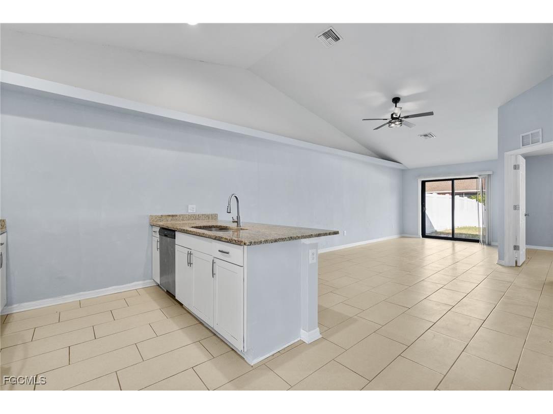 1117/ 1119 Diplomat Parkway E Cape Coral FL 33909 2026001169 image30