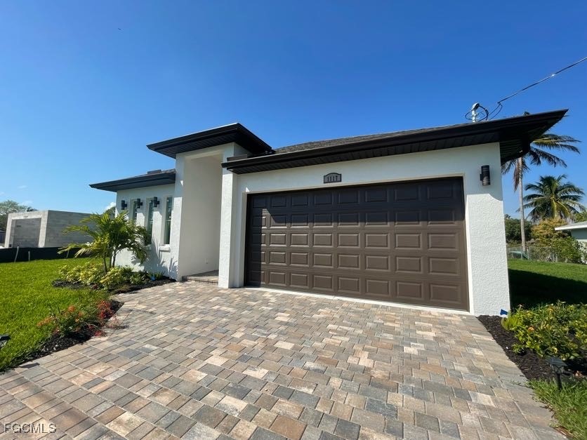 1117 NE 11th Terrace Cape Coral FL 33909 2025020470 image1