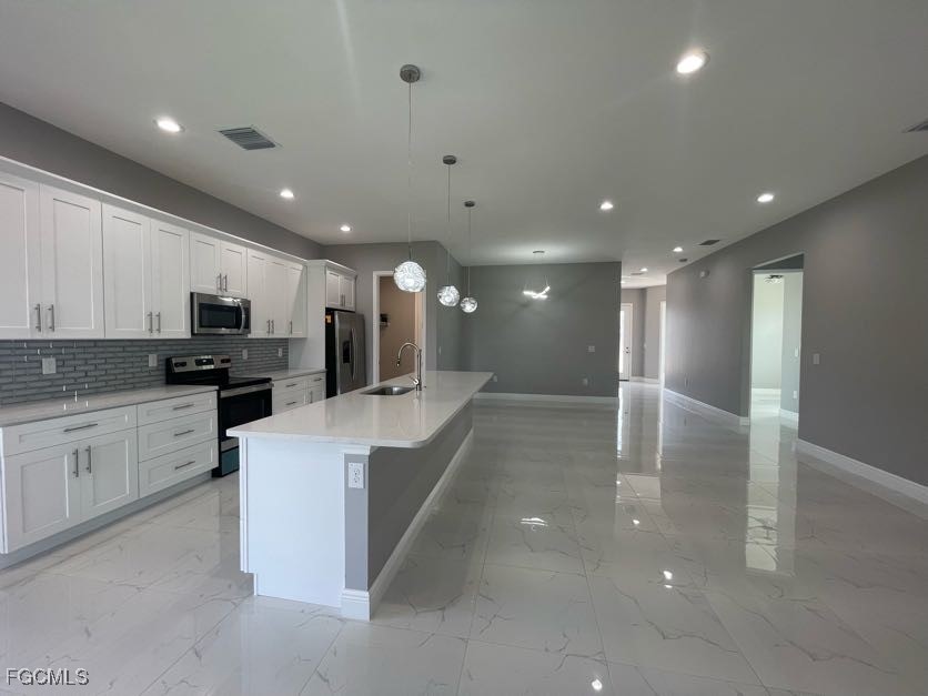 1117 NE 11th Terrace Cape Coral FL 33909 2025020470 image4