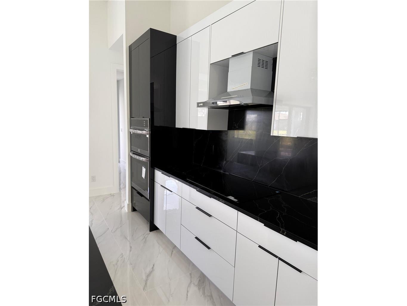 1117 NE 15th Street Cape Coral FL 33909 2026015930 image3