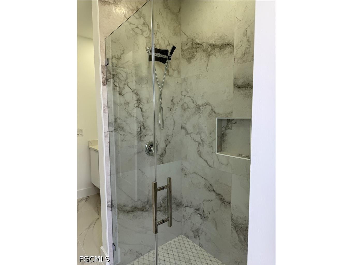 1117 NE 15th Street Cape Coral FL 33909 2026015930 image9