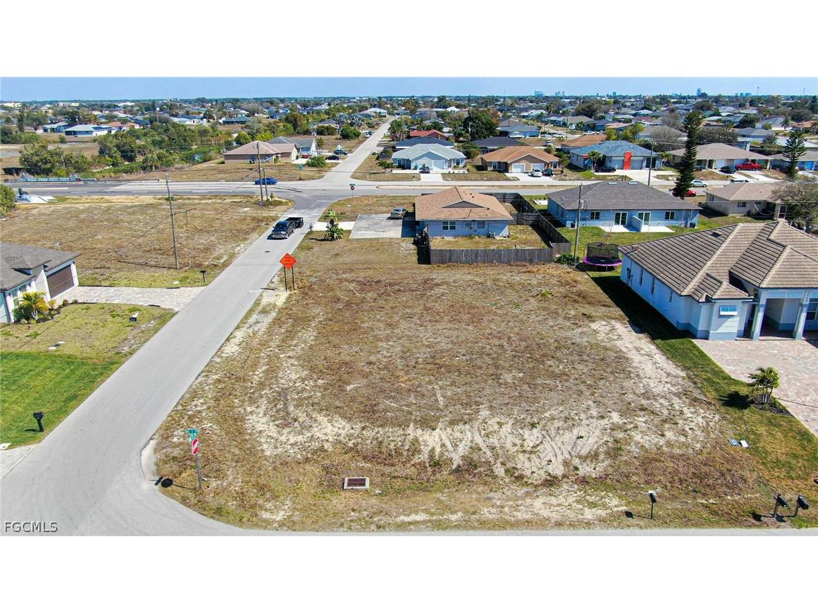 1117 NE 7th Place Cape Coral FL 33909 2026009533 image7