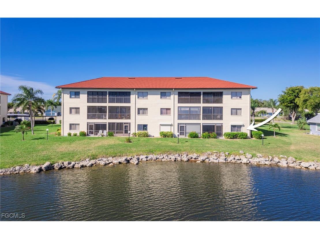 11170 Caravel Circle #104 Fort Myers FL 33908 225027390 image1