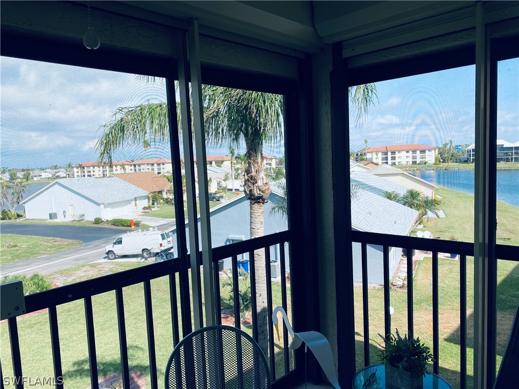 11170 Caravel Circle #302 Fort Myers FL 33908 223009336 image1