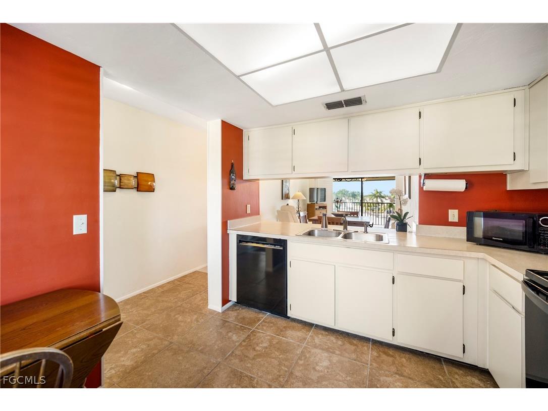 11170 Caravel Circle #310 Fort Myers FL 33908 2026007680 image13