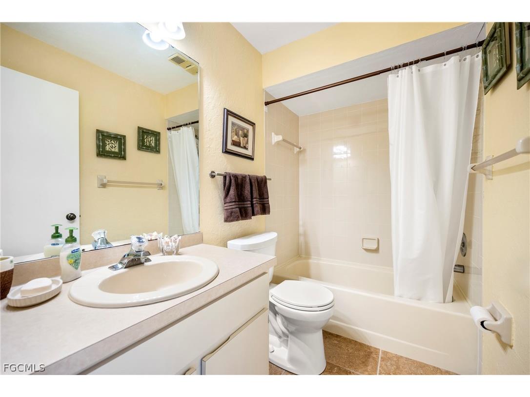 11170 Caravel Circle #310 Fort Myers FL 33908 2026007680 image16