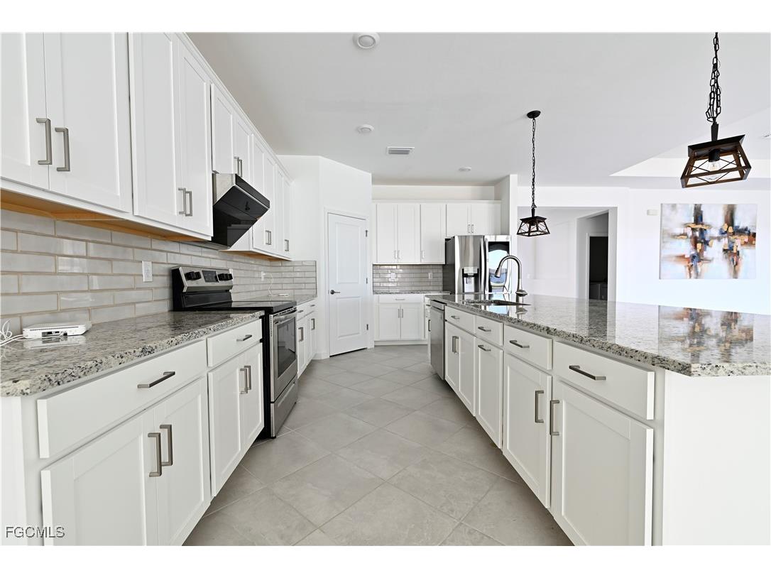 11171 Canopy Loop Fort Myers FL 33913 2025023329 image19