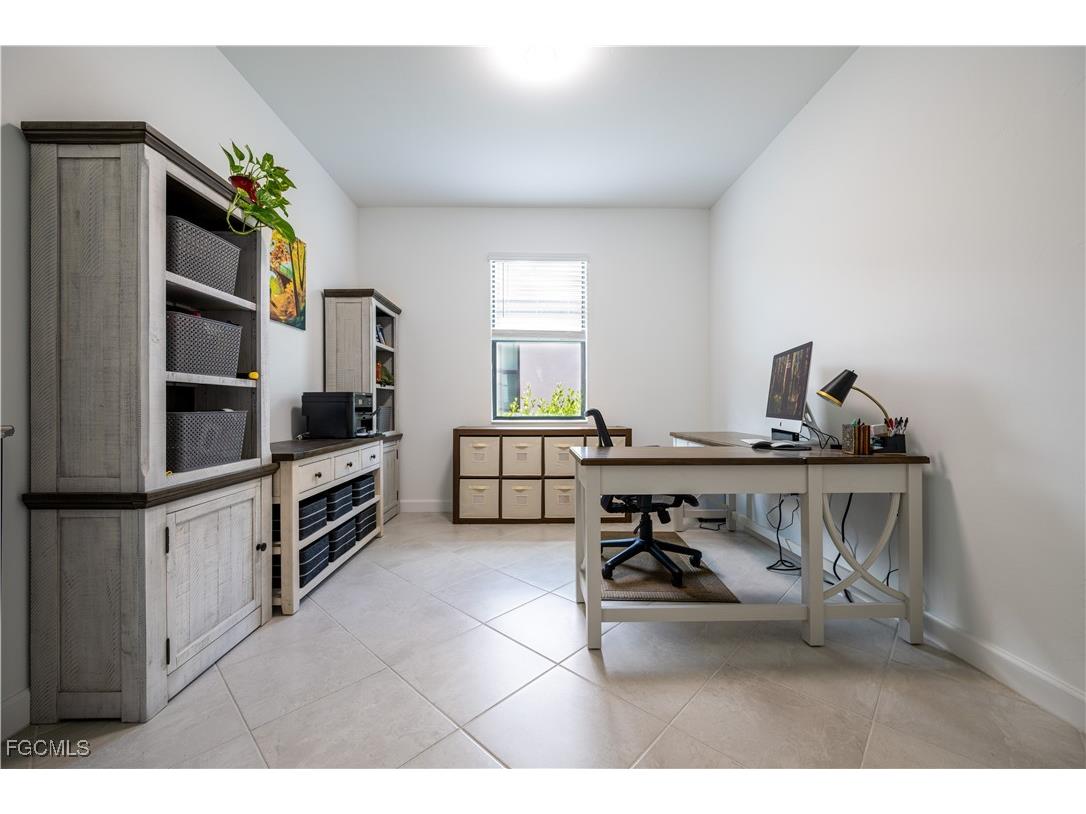 11171 Canopy Loop Fort Myers FL 33913 2025023329 image4