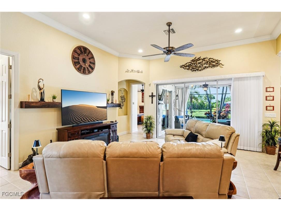 11179 Laughton Circle Fort Myers FL 33913 2025022636 image7