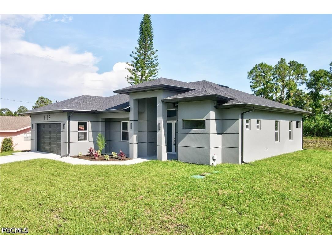 1118 Bari Street E Lehigh Acres FL 33974 2026024356 image3