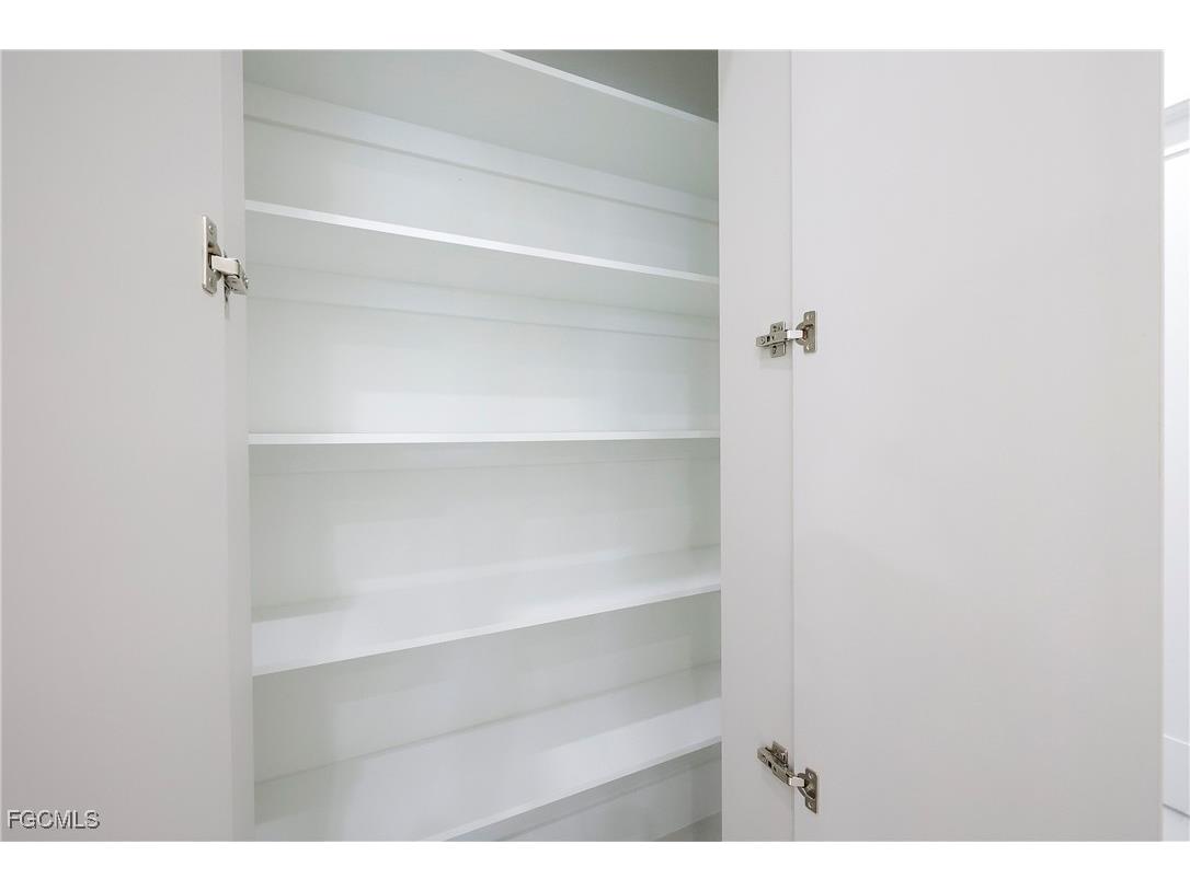 1118 Del Prado Boulevard N Cape Coral FL 33909 2025019447 image12