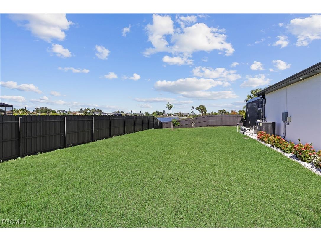1118 Del Prado Boulevard N Cape Coral FL 33909 2025019447 image49
