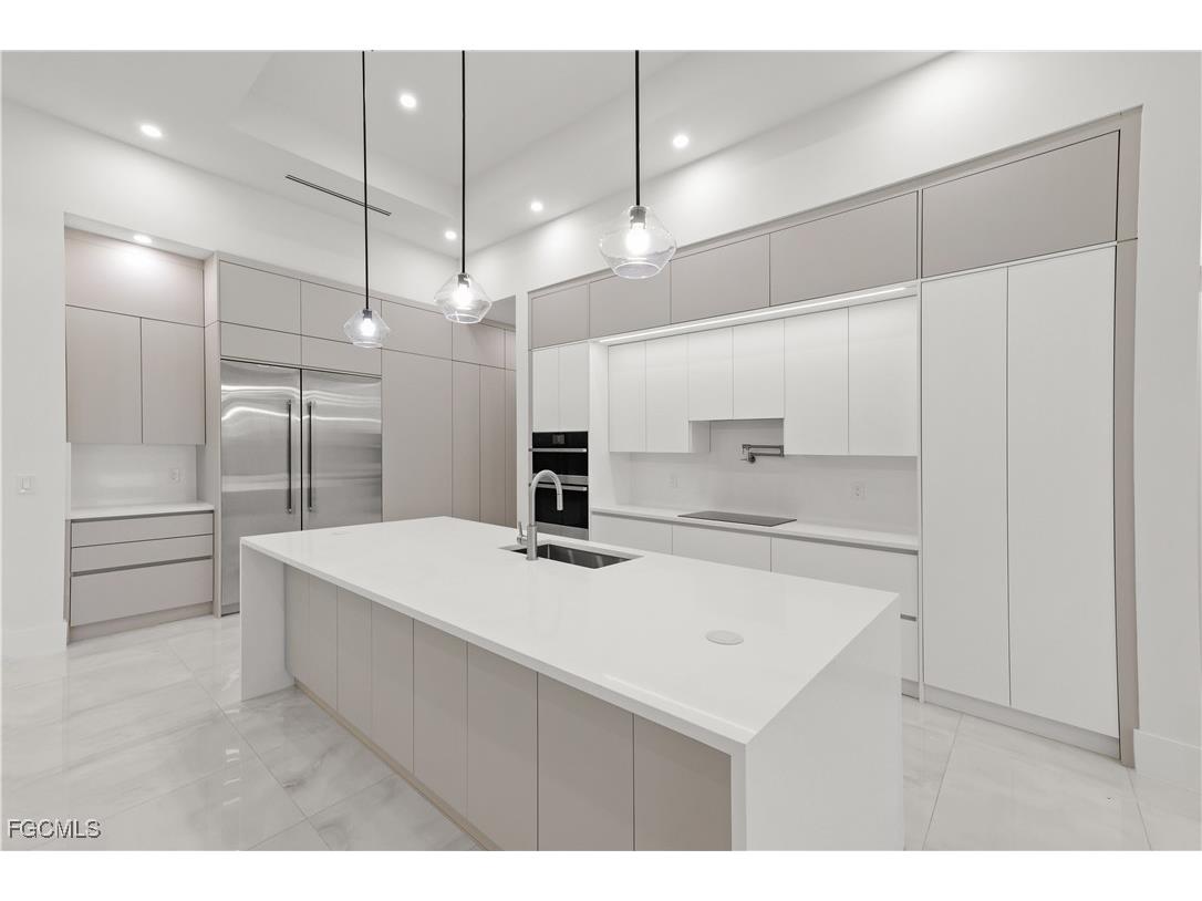 1118 Del Prado Boulevard N Cape Coral FL 33909 2025019447 image9