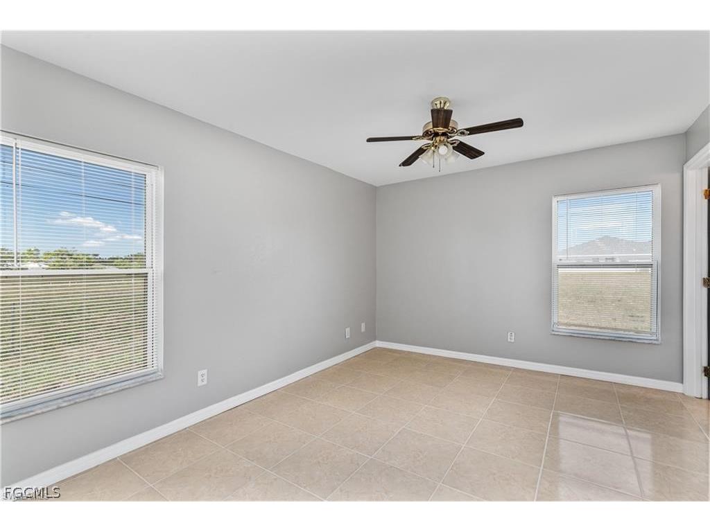 1118 Diplomat Parkway E Cape Coral FL 33909 2026012943 image9