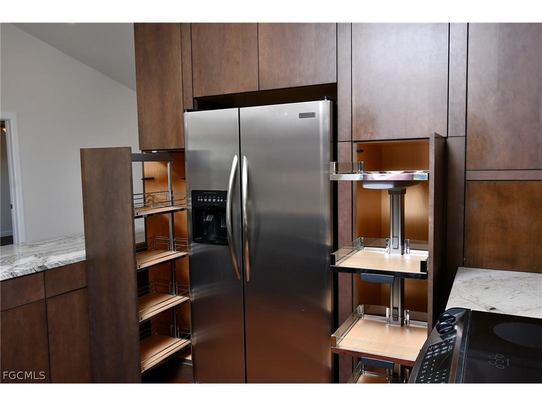 1118 NW 17th Street Cape Coral FL 33993 2026010435 image18