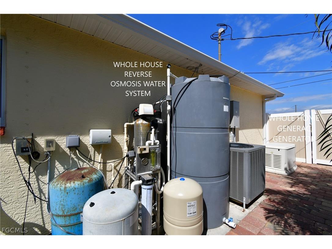 1118 NW 17th Street Cape Coral FL 33993 2026010435 image34