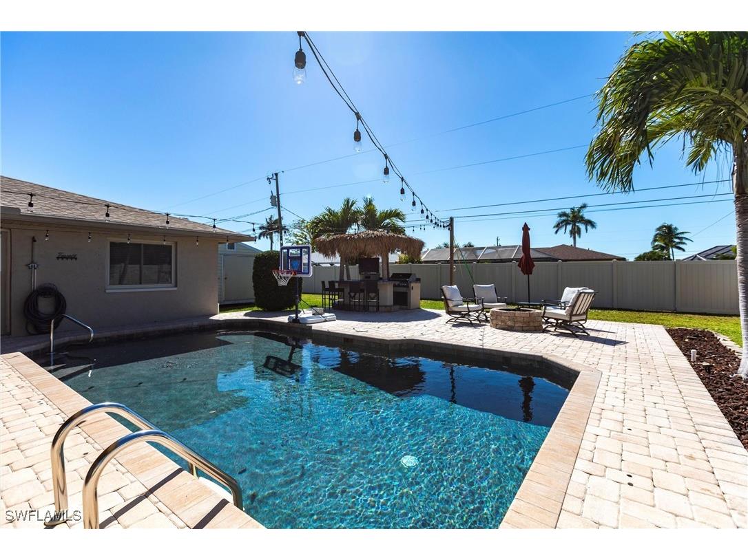 1118 SE 22nd Terrace Cape Coral FL 33990 225026997 image1