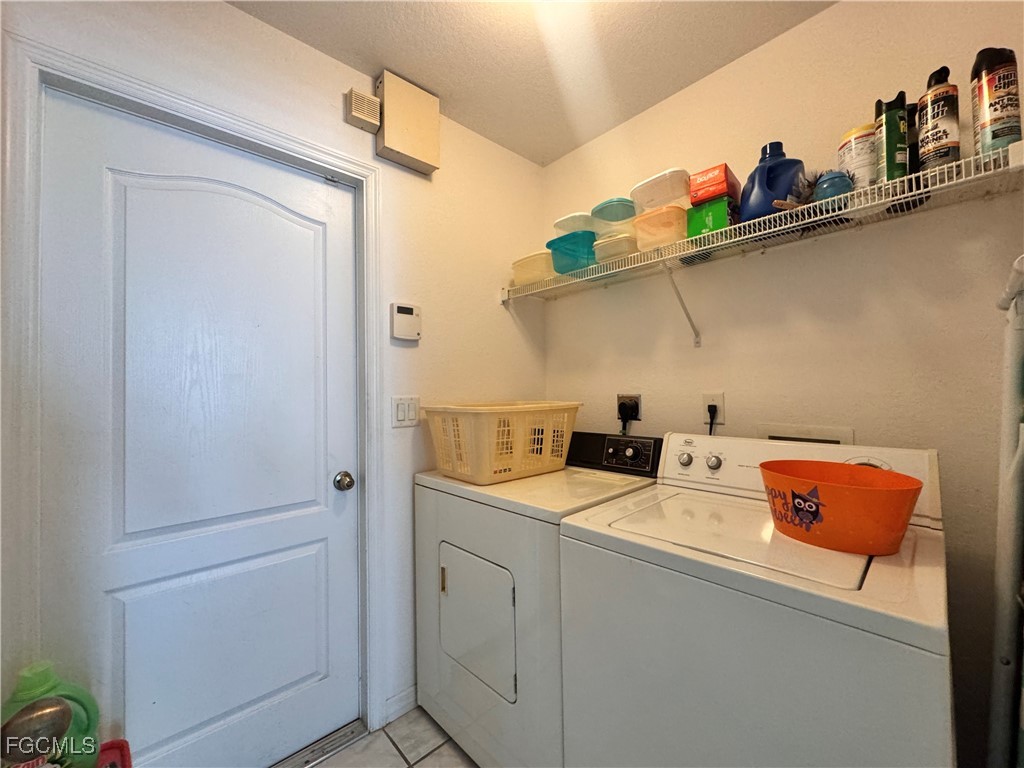 1118 SE 5th Place Cape Coral FL 33990 2025022227 image10