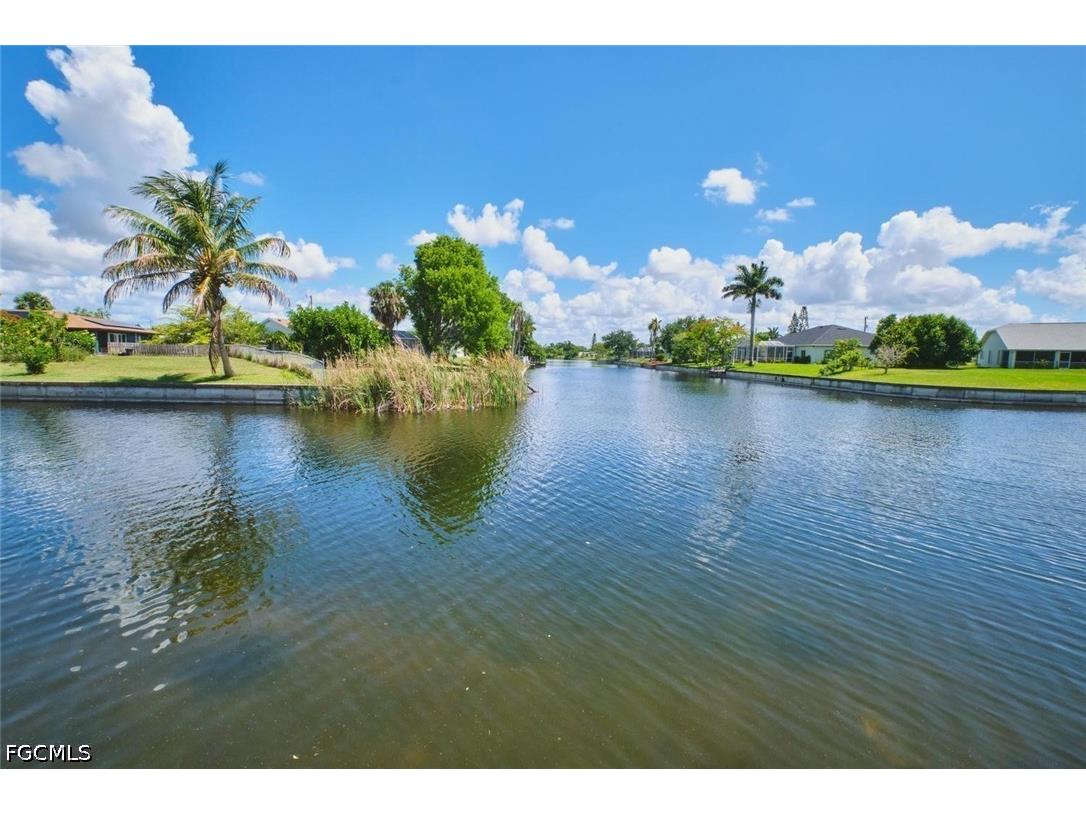 1119 NE 2nd Terrace Cape Coral FL 33909 2026022931 image3