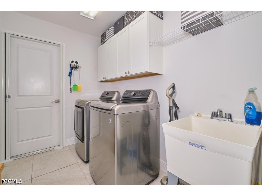 1119 NE 2nd Terrace Cape Coral FL 33909 2026022931 image36