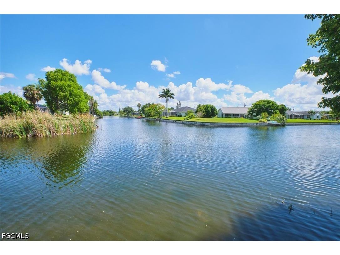 1119 NE 2nd Terrace Cape Coral FL 33909 2026022931 image45