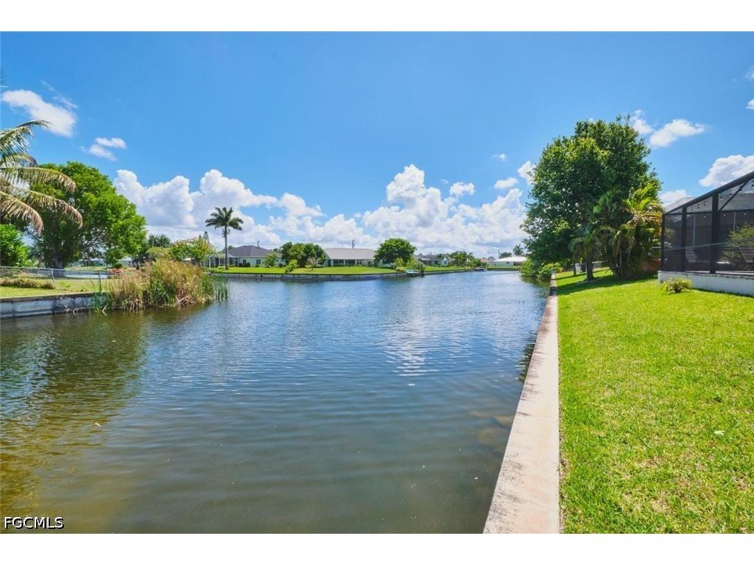 1119 NE 2nd Terrace Cape Coral FL 33909 2026022931 image46