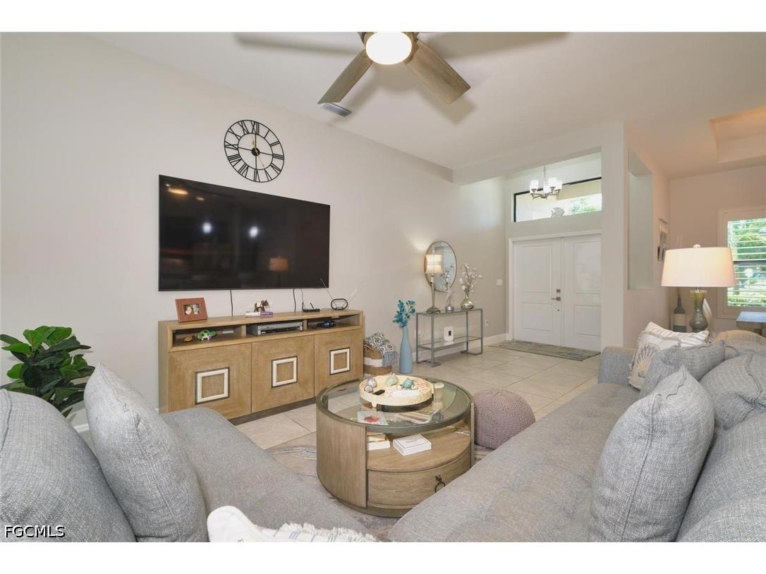 1119 NE 2nd Terrace Cape Coral FL 33909 2026022931 image8