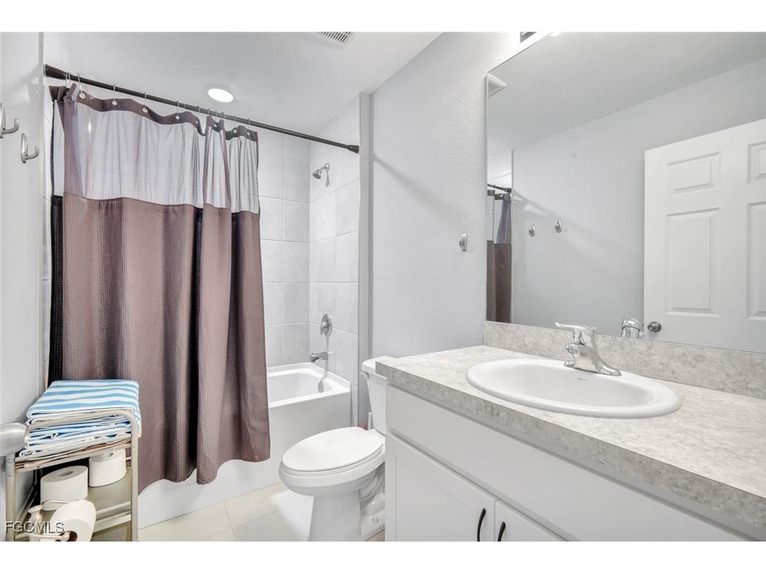 1119 NE 39th Street Cape Coral FL 33909 2026003271 image19