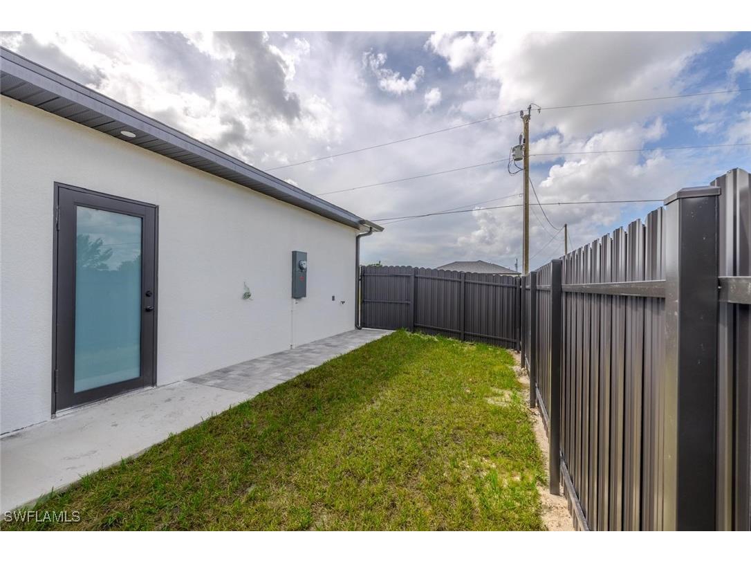 1119 NW 20th Place Cape Coral FL 33993 225074153 image9
