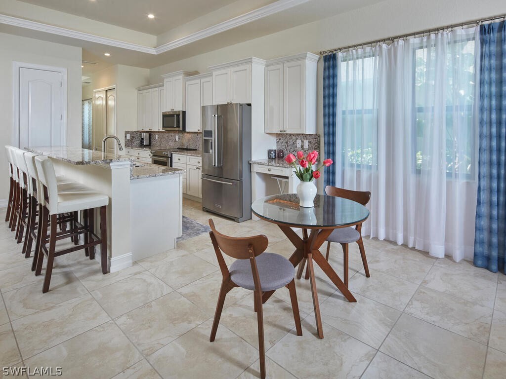 1119 Ridge Street Naples FL 34103 226010597 image9