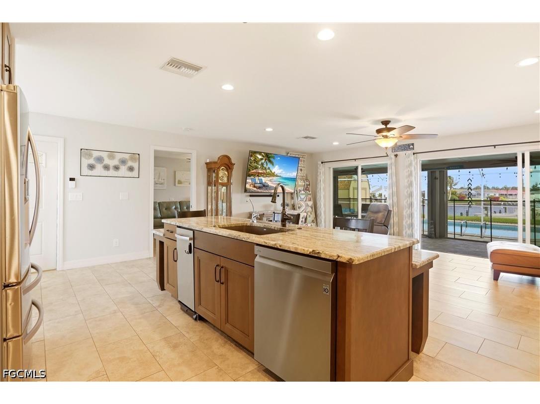 1119 SE 28th Terrace Cape Coral FL 33904 2026016411 image16