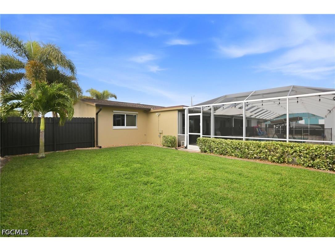 1119 SE 28th Terrace Cape Coral FL 33904 2026016411 image43