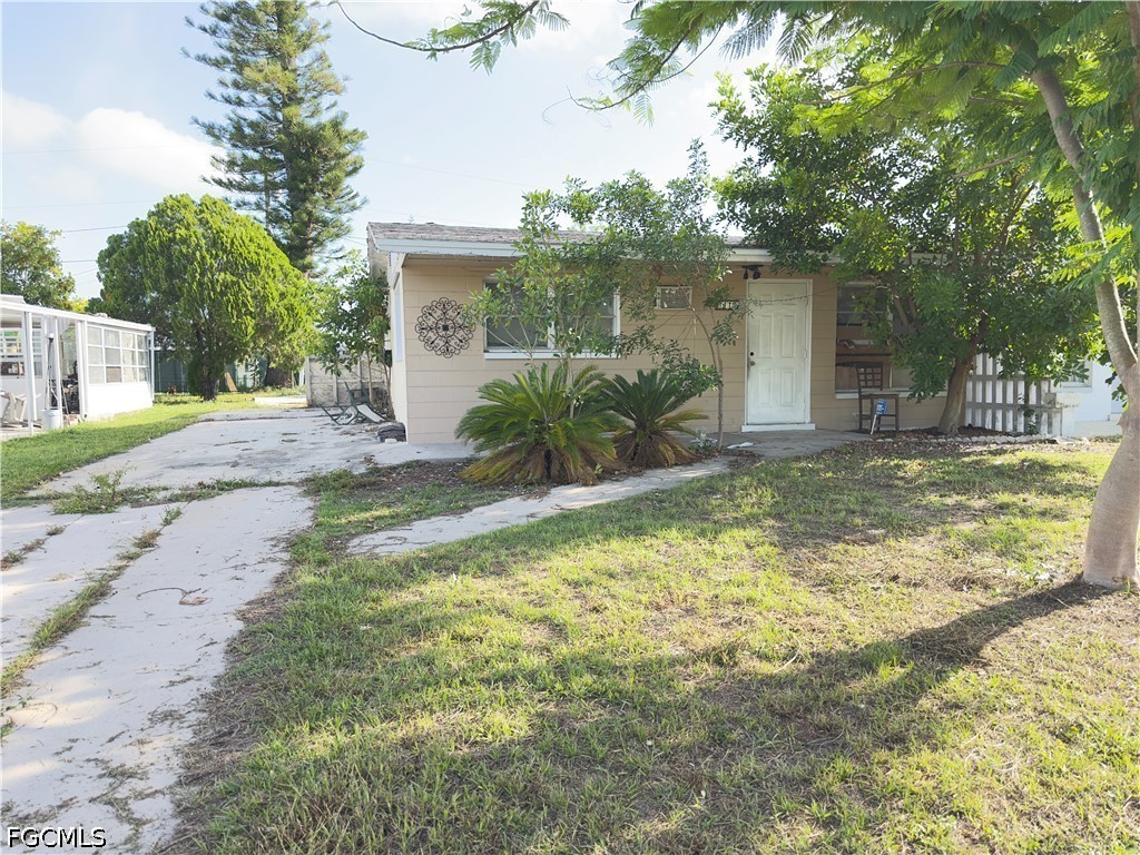 1119 Vineyard Place Lehigh Acres FL 33936 2026023510 image1