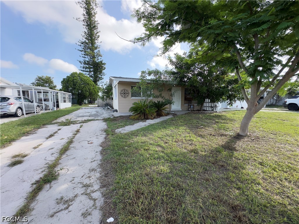 1119 Vineyard Place Lehigh Acres FL 33936 2026023510 image2