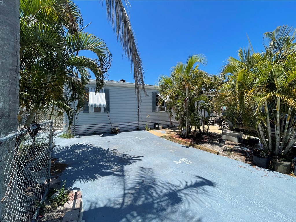 11195 Torchfire Trail Bonita Springs FL 34135 224039975 image1