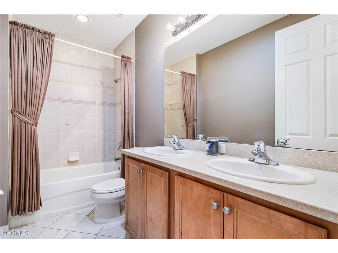 11196 Sand Pine Court Fort Myers FL 33913 2025020222 image37