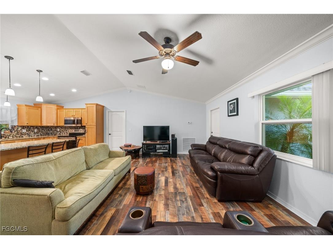 112 Bimini Street NE Lake Placid FL 33852 2025013837 image9