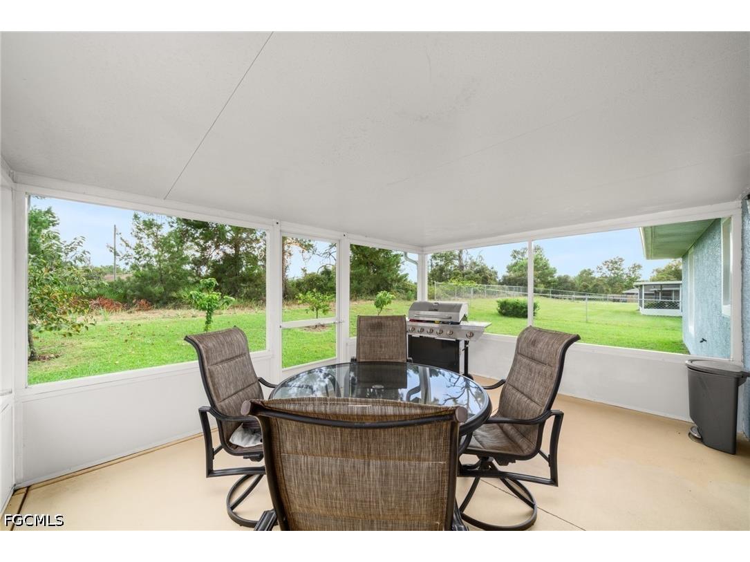 112 Bimini Street NE Lake Placid FL 33852 2026016523 image2