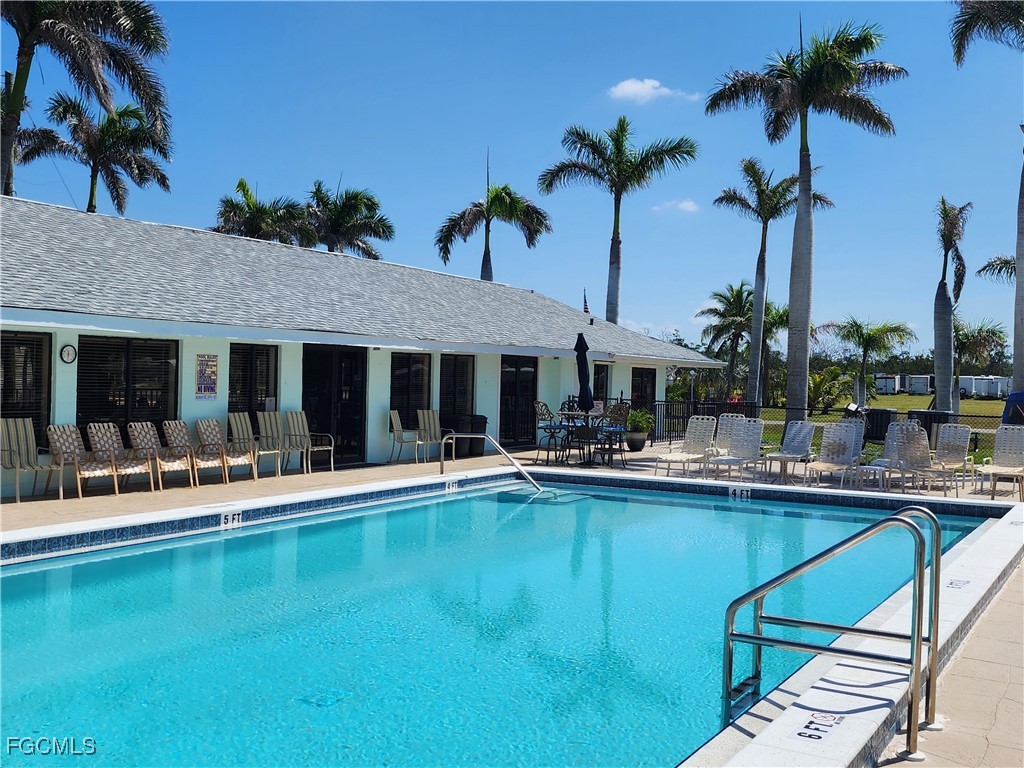 112 Blackbeard Way Fort Myers Beach FL 33931 2025004203 image6