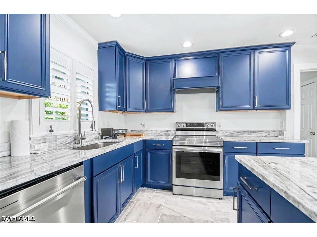 112 Capri Boulevard Naples FL 34113 226014396 image10