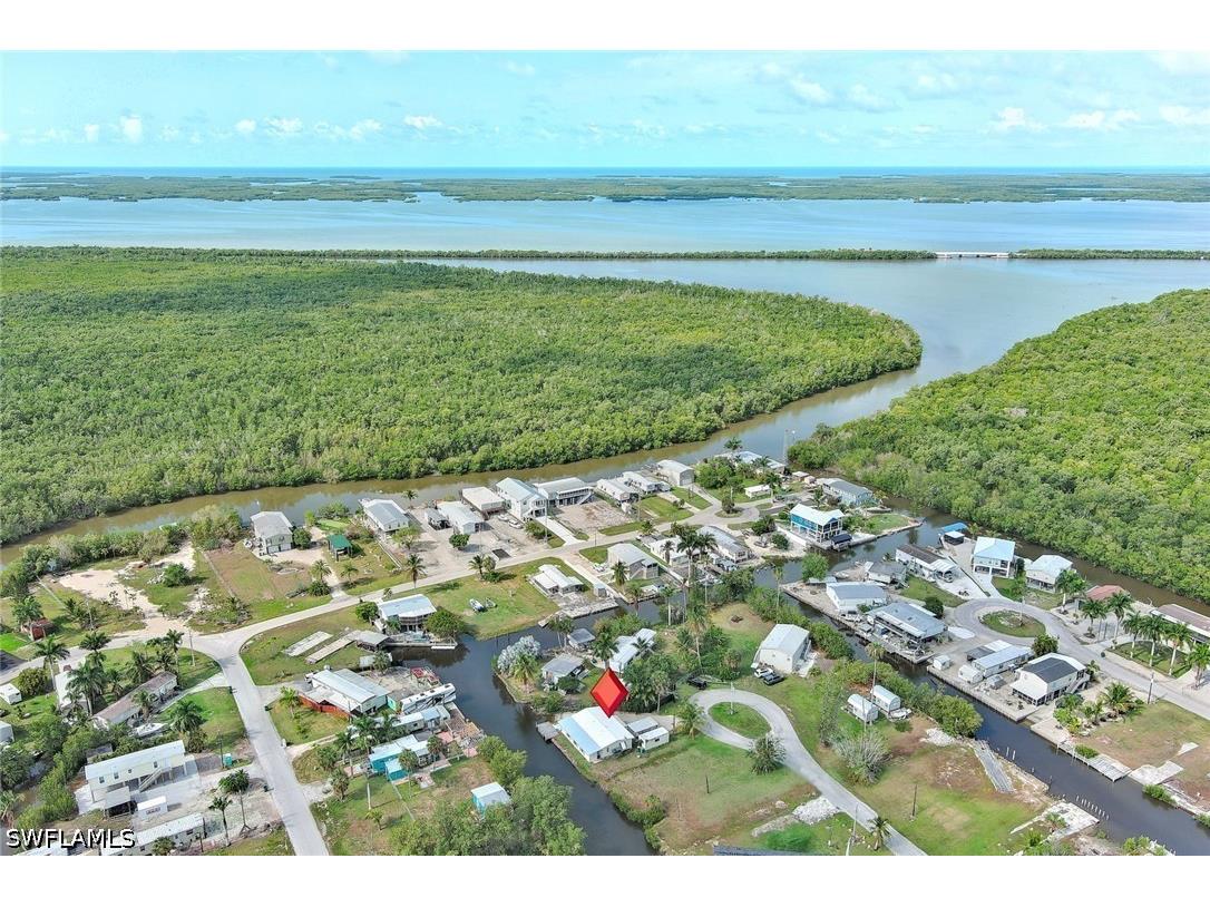 112 Cardinal Court Everglades City FL 34141 226019354 image1