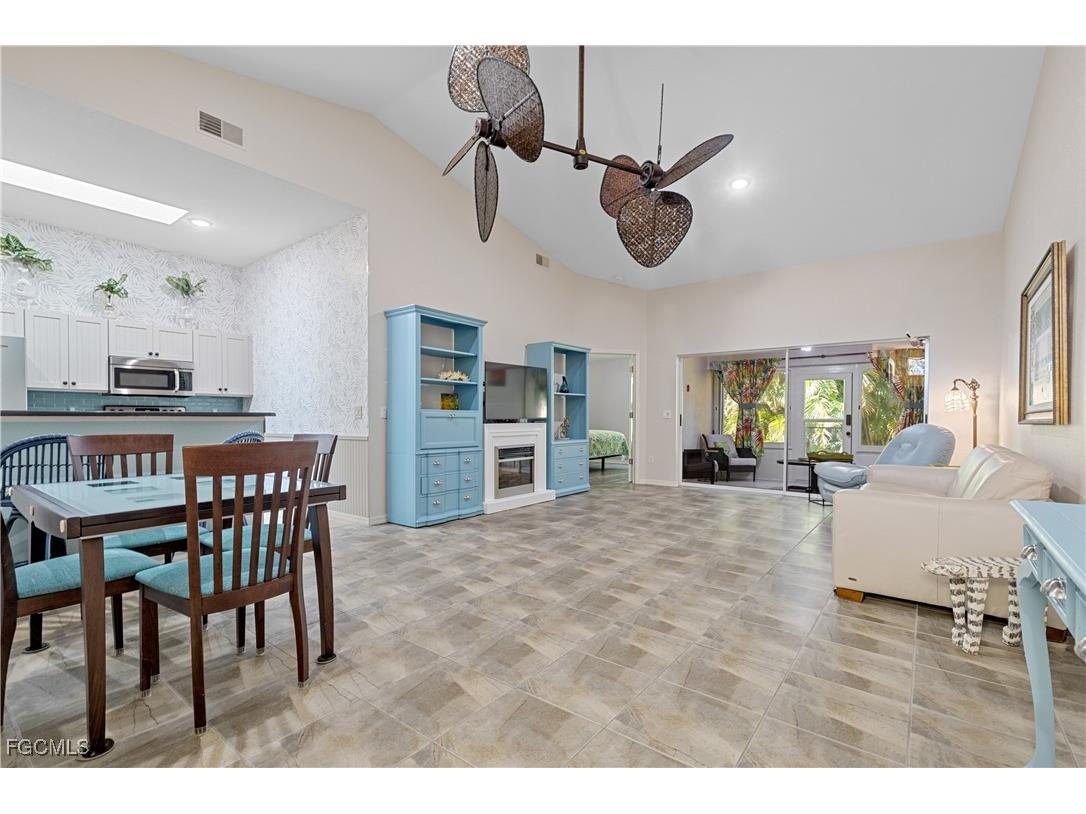 112 Islamorada Boulevard Punta Gorda FL 33955 2025012703 image18