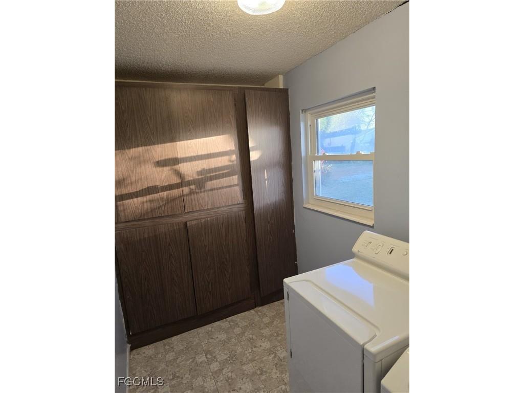 112 Kerr Circle Lehigh Acres FL 33936 2025023548 image14