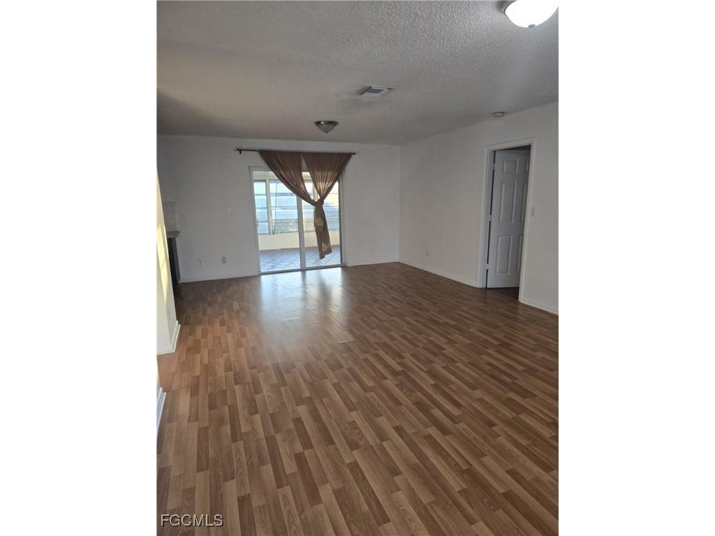 112 Kerr Circle Lehigh Acres FL 33936 2025023548 image5